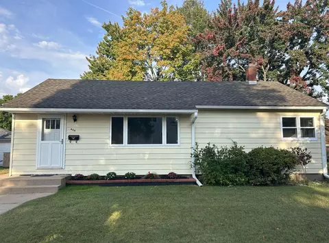 406 N 6th Ave, Wausau, WI 54401