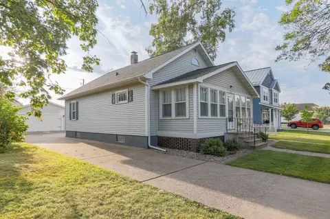 1035 S 7th Ave, Wausau, WI 54401