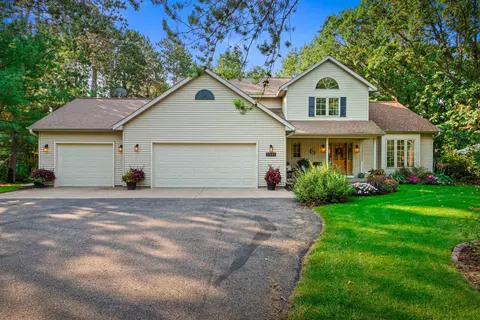 2341 Magnolia Dr, Plover, WI 54467
