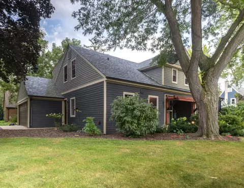 Exterior - 23 Winona Ct, Appleton, WI 54911 photo 3 of 9