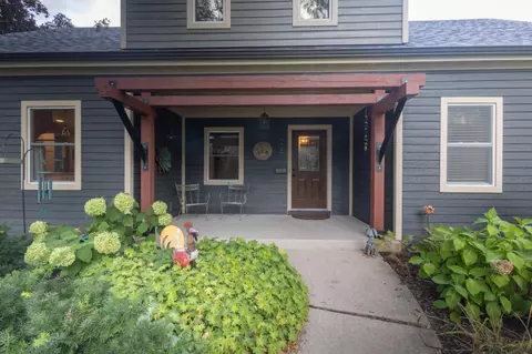 Exterior - 23 Winona Ct, Appleton, WI 54911 photo 5 of 9