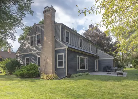 Exterior - 23 Winona Ct, Appleton, WI 54911 photo 7 of 9