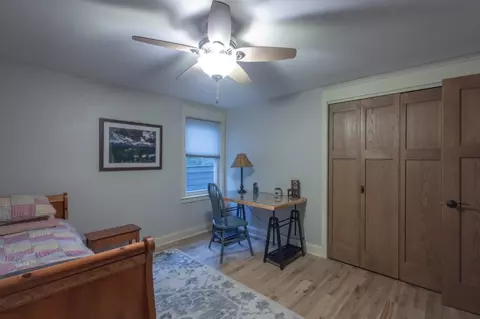 Bedroom - 23 Winona Ct, Appleton, WI 54911 photo 8 of 10