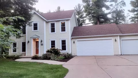 4408 Heritage Dr, Stevens Point, WI 54481