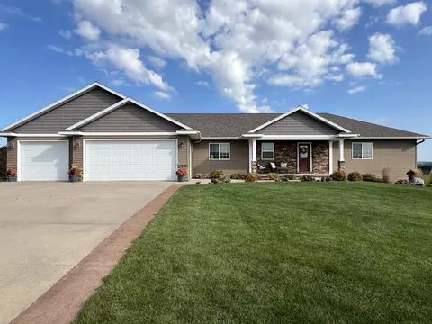 78 South Rd, Marathon, WI 54448