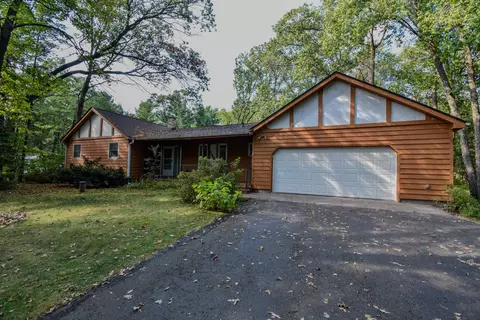 1806 Audreys Ln, Stevens Point, WI 54482