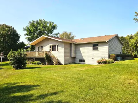 223173 Woodsmoke Rd, Wausau, WI 54401