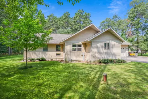347 Pikestaff Ct, Nekoosa, WI 54457