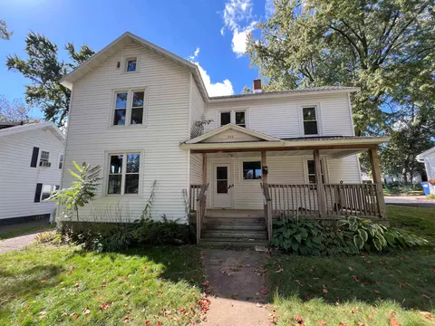 322 S 6th Ave, Wausau, WI 54401