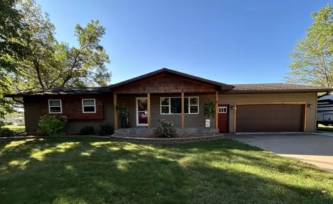 3417 Honeysuckle Ln, Wausau, WI 54401
