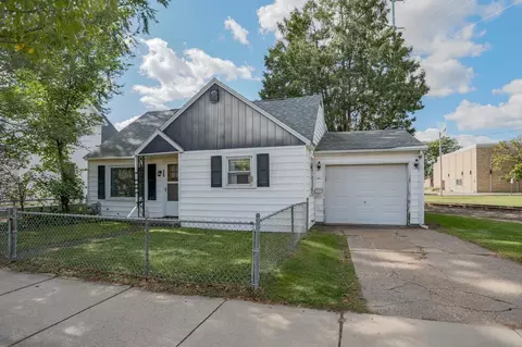 620 S 6th Ave, Wausau, WI 54401
