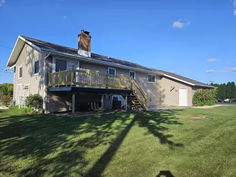 Exterior - 1508 E Becker Rd, Marshfield, WI 54449 photo 2 of 7