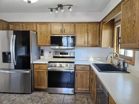 Kitchen - 1508 E Becker Rd, Marshfield, WI 54449 photo 1 of 3