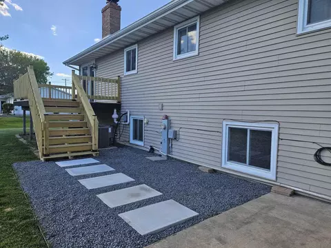 Exterior - 1508 E Becker Rd, Marshfield, WI 54449 photo 3 of 7