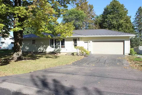 1605 N Palmetto Ave, Marshfield, WI 54449