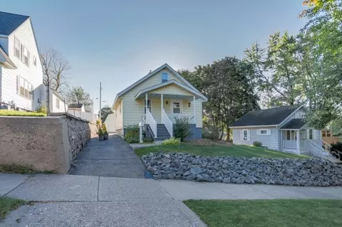 307 S 9th Ave, Wausau, WI 54401