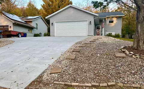 409 N 13th St, Wausau, WI 54403