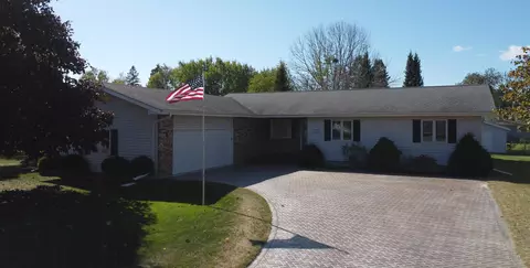 326 Mayfair St, Antigo, WI 54409