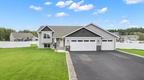 2350 Towerwoods Dr, Mosinee, WI 54455