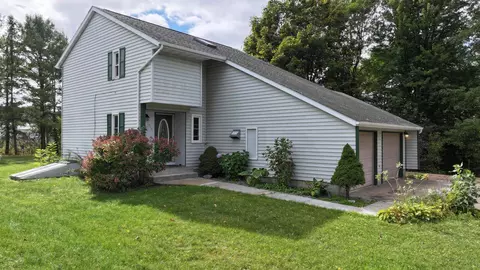 1010 Custer Sq, Stevens Point, WI 54482