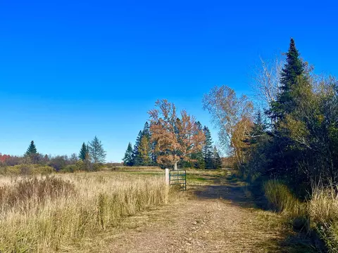 N5104 Pass Road, Catawba, WI 54515