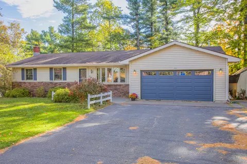 1003 Saint Paul Dr, Merrill, WI 54452
