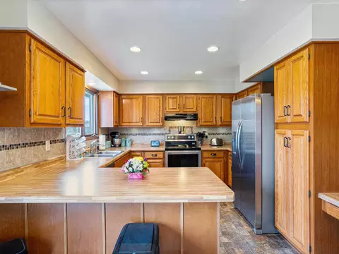 415 E 20th St, Marshfield, WI 54449 photo 8