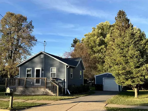 1205 E Doege St, Marshfield, WI 54449