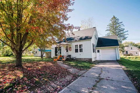 300 West St, Neillsville, WI 54456