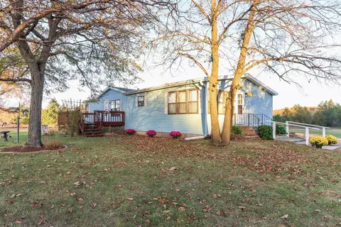 1628 Kronenwetter Dr, Kronenwetter, WI 54455