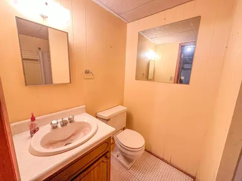 Bath - 988 Maple St, Prentice, WI 54556 photo 6 of 7