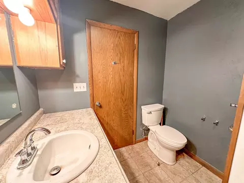 Bath - 988 Maple St, Prentice, WI 54556 photo 4 of 7