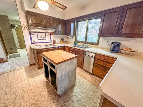 Kitchen - 988 Maple St, Prentice, WI 54556 photo 2 of 4