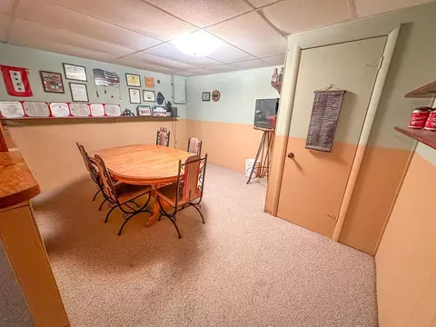 Dining - 988 Maple St, Prentice, WI 54556 photo 2 of 2