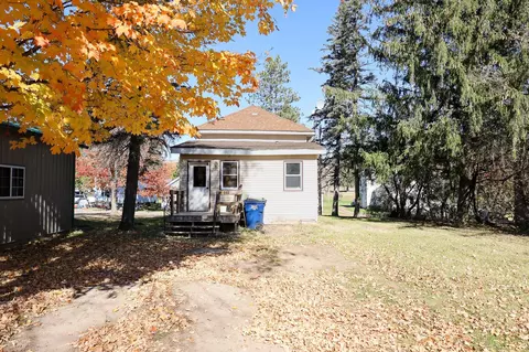 Exterior - 516 Quartz Ave, Mattoon, WI 54450 photo 2 of 5