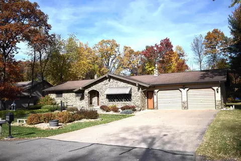 400 Acorn St, Stevens Point, WI 54481