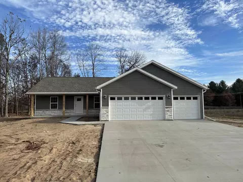 839 Fairway Dr, Mosinee, WI 54455