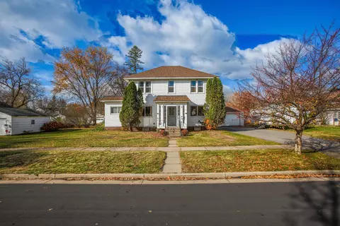 306 N Van Rensselaer St, Merrill, WI 54452