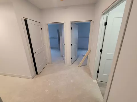 Entry Way - 515 Silverleaf Ct, Plover, WI 54467 photo 3 of 3