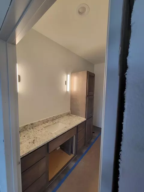 Bath - 515 Silverleaf Ct, Plover, WI 54467 photo 1 of 1