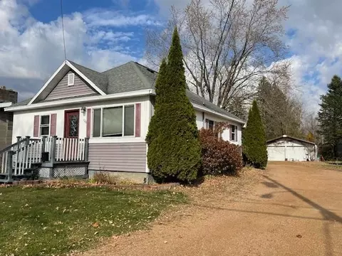 128 10th Ave, Antigo, WI 54409