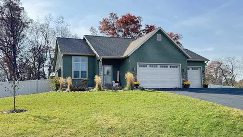 2301 Forest Grove Ave, Kronenwetter, WI 54455