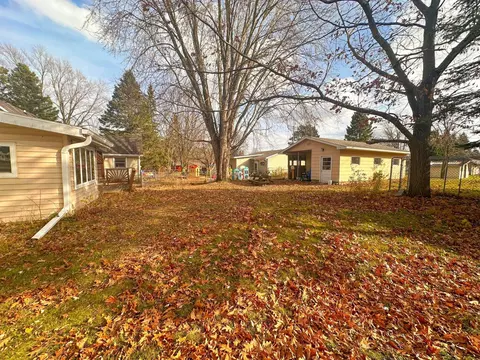 Exterior - 457 Jackson Ave, Phillips, WI 54555 photo 2 of 6