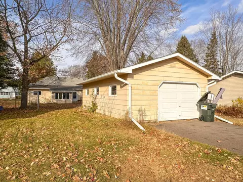 Exterior - 457 Jackson Ave, Phillips, WI 54555 photo 4 of 6