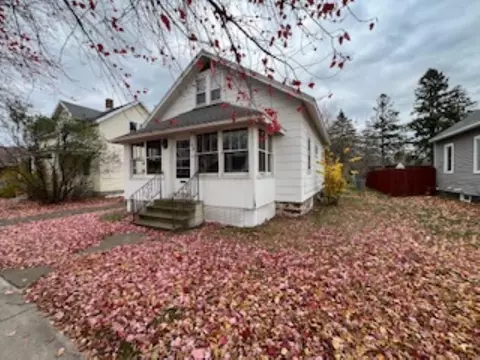 1231 S 11th Ave, Wausau, WI 54401