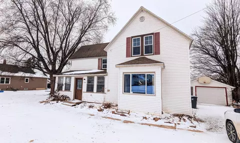 612 N Wood Ave, Marshfield, WI 54449