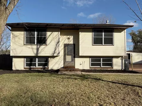607 N Willow Ave, Marshfield, WI 54449