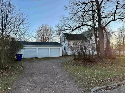 Exterior - 1701 E 3rd St, Merrill, WI 54452 photo 3 of 3