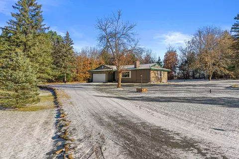 4413 Meadow Ln, Amherst, WI 54406