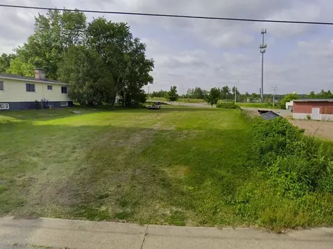 1418 Arlington Ln, Wausau, WI 54401